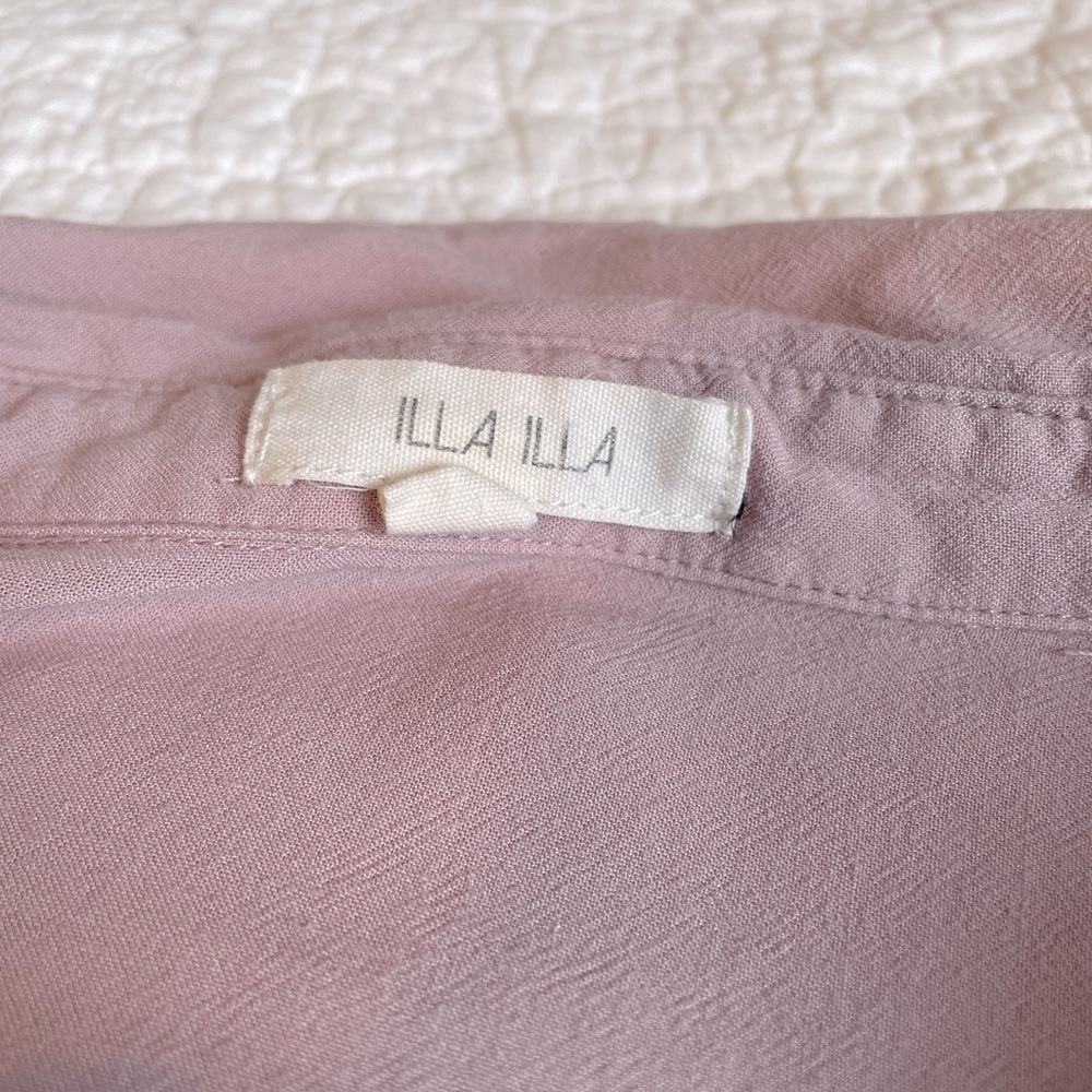 This is a soft pink shirt super comfortable and soft.